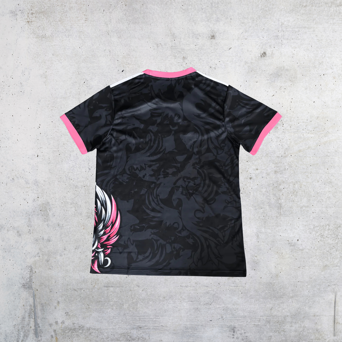 Liverpool 'Pink Bird' Limited Kit