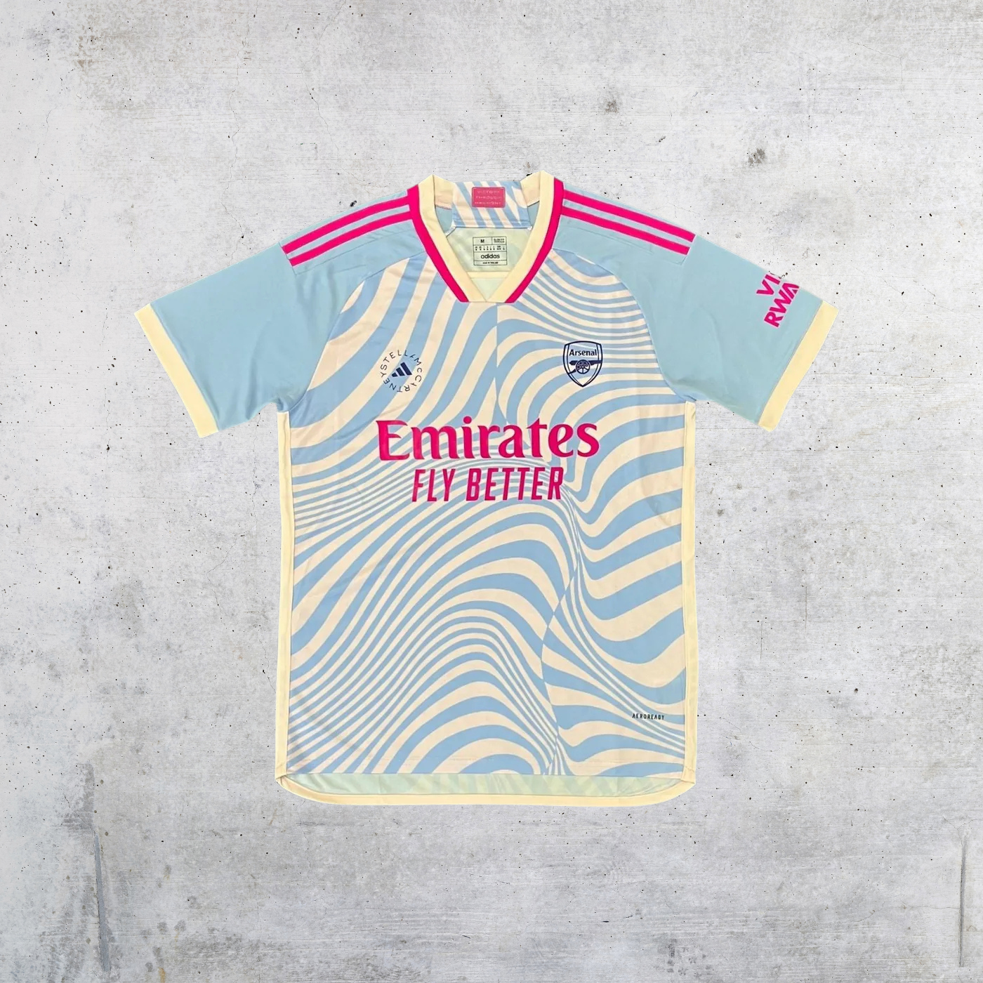 Arsenal 'Illusions' Limited Kit