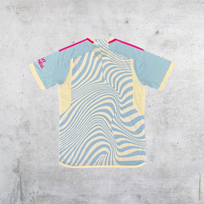 Arsenal 'Illusions' Limited Kit