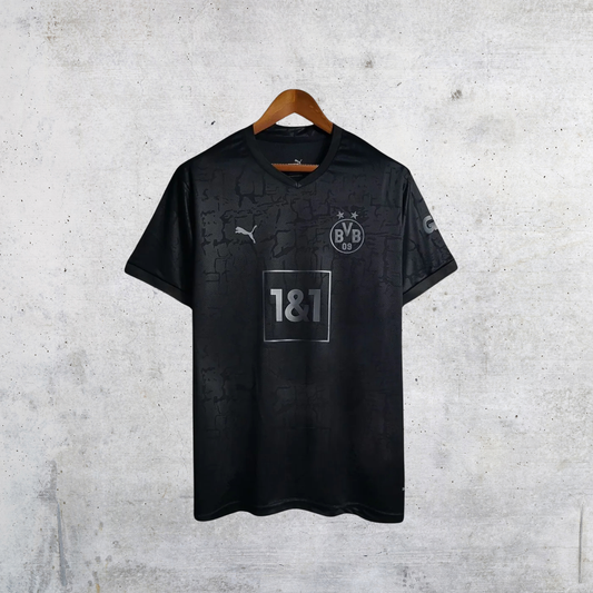 Dortmund 'Blackout' Limited Kit